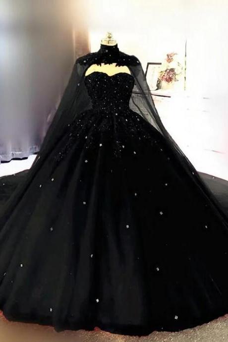 Vintage Gothic Style Black Ball Gown Prom Dresses With Cape