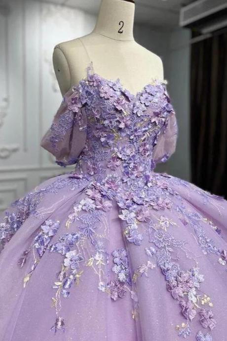 Elegant Lilac Ball Gown Quinceanera Dress With Flowers