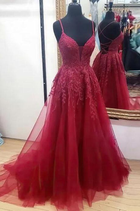 Ball Gown V-neck Tulle Lace Prom Dresses