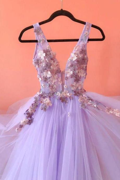 Beauty Purple Tulle Lace V Neck Long Prom Dresses