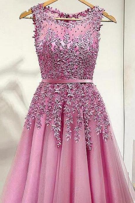 Elegent A-line Tulle Homecoming Dresses
