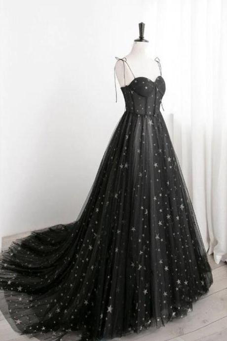 A Line Black Sweetheart Neck Tulle Long Prom Dresses