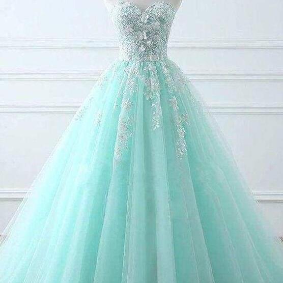 Off-Shoulder V-Neck Lace Appliques Ruffles Long Prom Gown