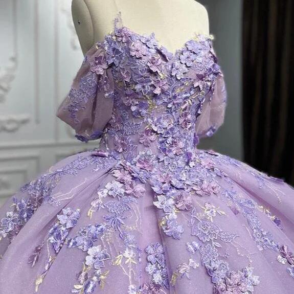 Lilac Off the Shoulder Ball Gown Tulle Quinceanera Dress with Appliques main image 1