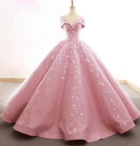Luxury Ball Gown Off The Shoulder Lace Long Prom Dresses