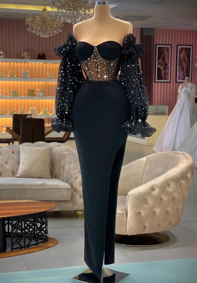 Glamorous Sweetheart Off-the-Shoulder Black Evening Party Gowns with Beads