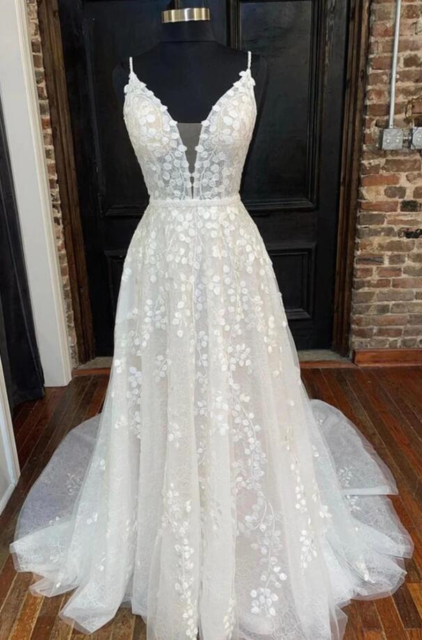 Mermaid V-neck Open Back Lace Long Burgundy Prom Dress