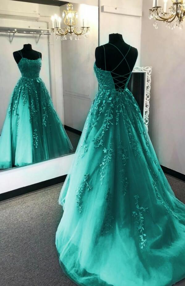 Glamorous Evening Dress and Prom Dress with a Tulle Skirt for a Soft and Romantic Look